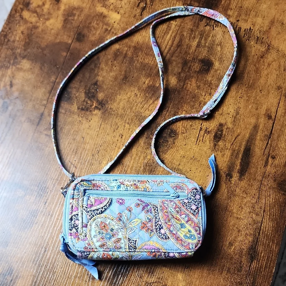 VERA BRADLEY | Cotton RFID‎ All In One Crossbody Bag Provence Paisley